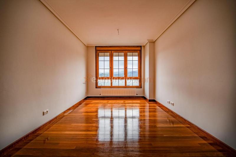 Apartamento en venta en  San Vicente de la Barquera