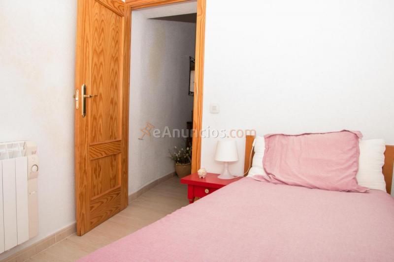 Adosado en venta en  Colmenar de Oreja