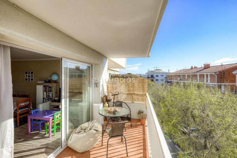 Apartamento en venta en  Barri de Mar - Ribes Roges, Vilanova i la Geltrú