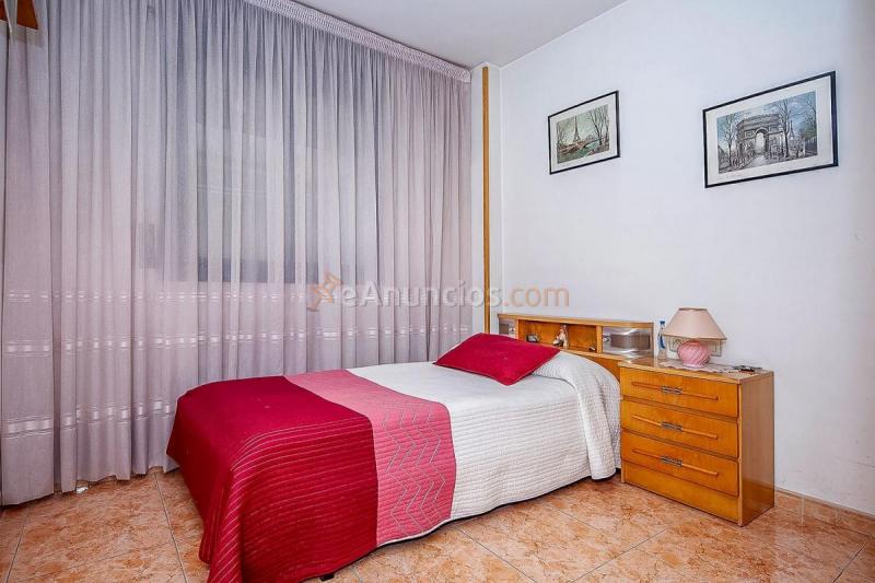 Apartamento en venta en  La Llagosta