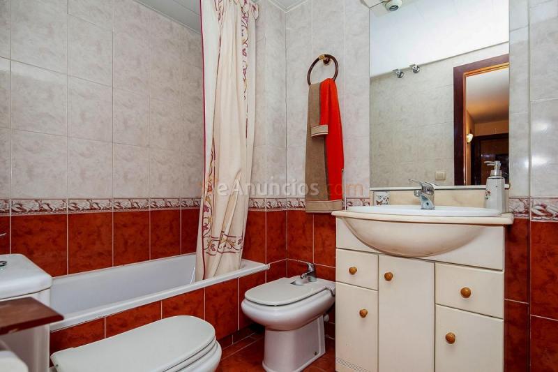 Apartamento en venta en  La Llagosta