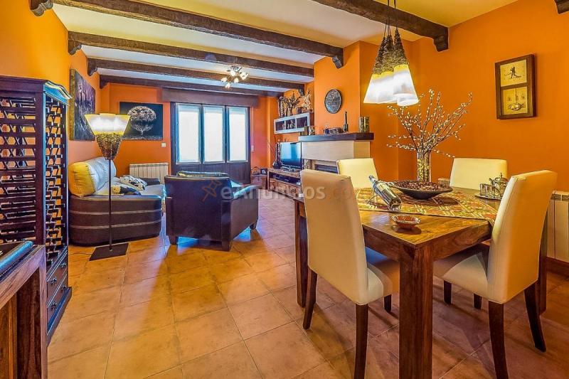 Adosado en venta en  Sojuela