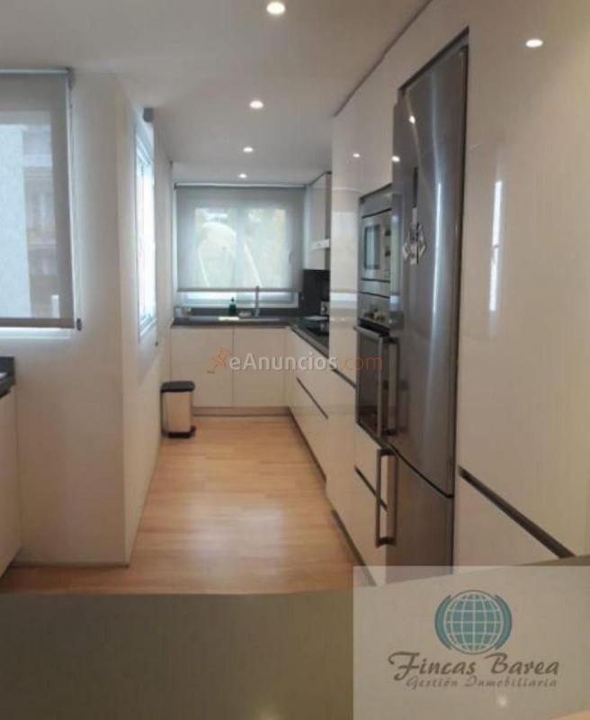 Casa en venta en  Urbanización Los Naranjos de Marbella, Nueva Andalucía, Marbella