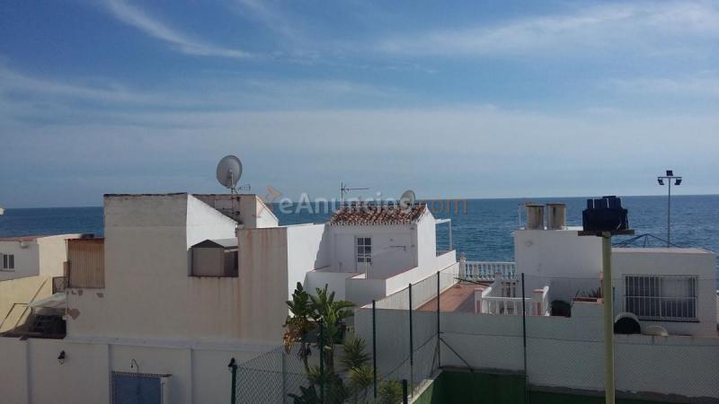 Apartamento en venta en  Caleta de Velez