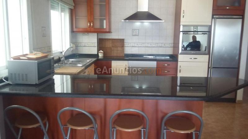 Apartamento en venta en  Caleta de Velez