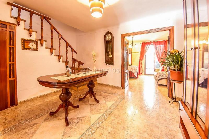 Adosado en venta en  Torredelcampo