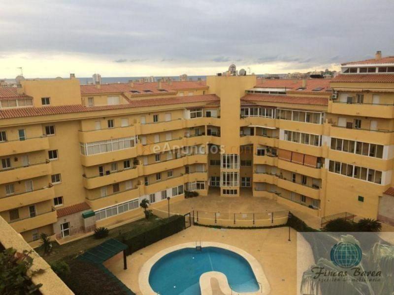 Apartamento en venta en  Los Pacos, Fuengirola