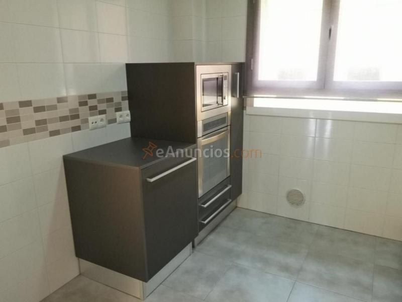 Casa en venta en  Puerto de la Torre, Málaga