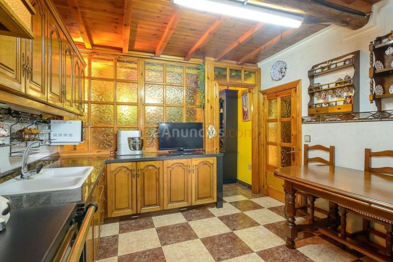 Casa Rural en venta en  Lena