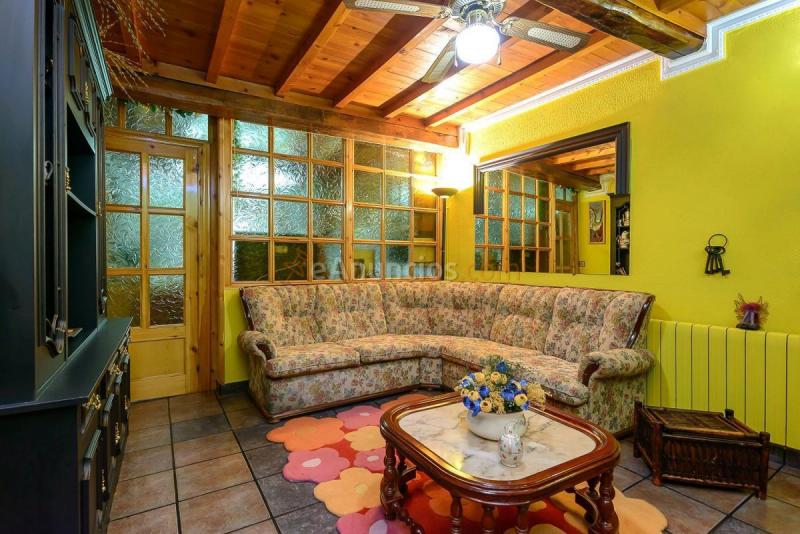 Casa Rural en venta en  Lena
