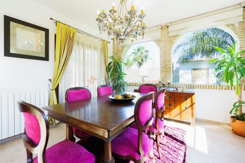 Adosado en venta en  Condequinto, Montequinto