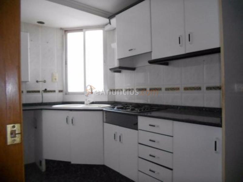 Apartamento en venta en Calle d'ignacio zuloaga, Quatre Carreres, Valncia