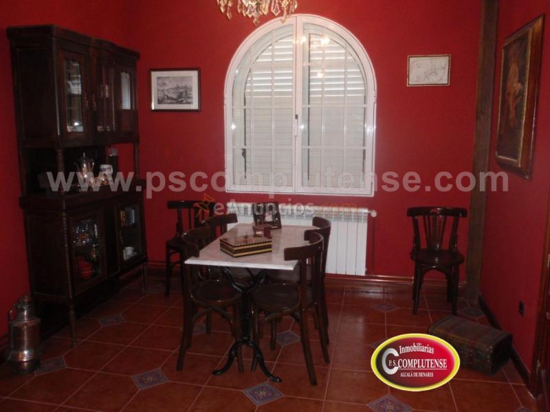 Adosado en venta en  Armuña de Tajuña