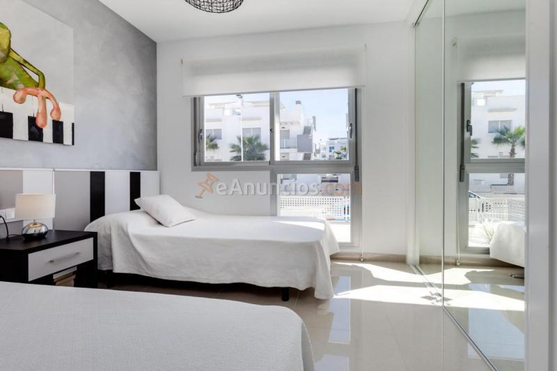 Casa en venta en Calle Humedal, Torrevieja, Los Balcones - Los Altos del Edén, Torrevieja
