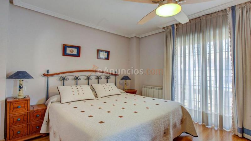 Adosado en venta en  Mejorada del Campo