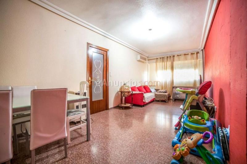 Apartamento en venta en  Pinoso