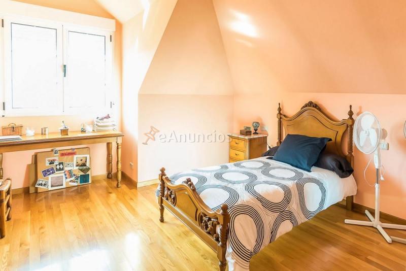 Adosado en venta en  Cacabelos