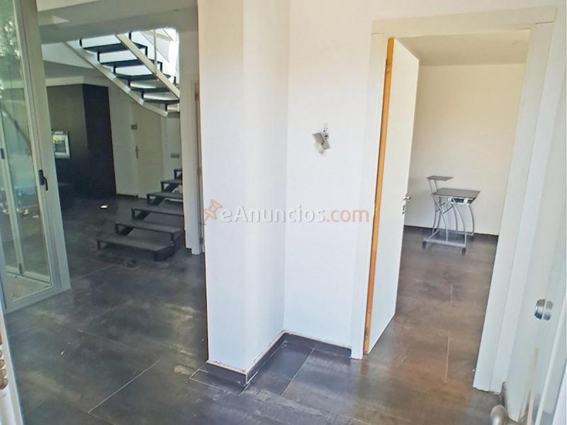 Adosado en venta en  Entrepinos, L'Eliana