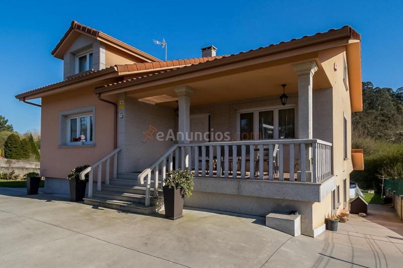 Adosado en venta en  Nós, Oleiros