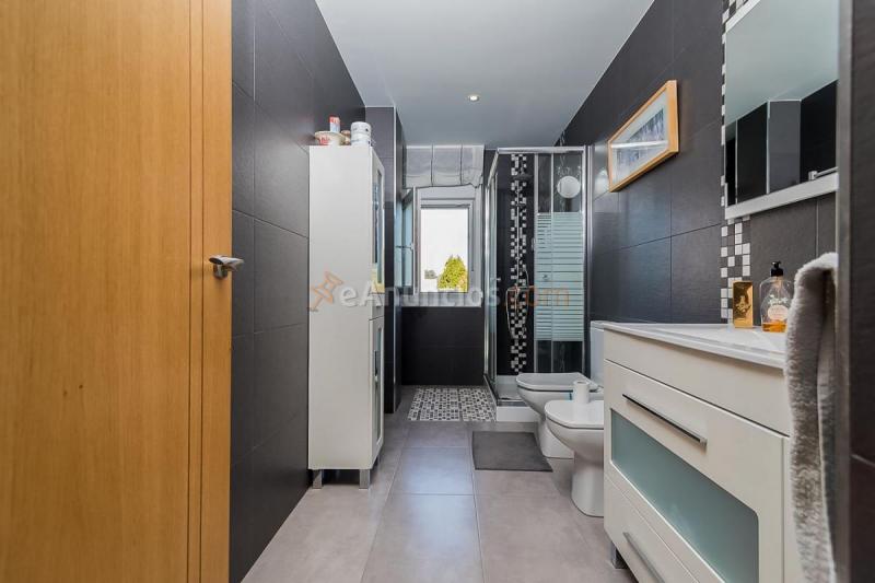 Adosado en venta en  Nós, Oleiros