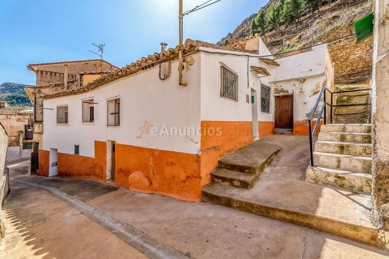 Casa Rural en venta en  Alhama de Aragon