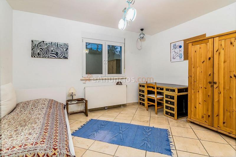 Adosado en venta en  Benajarafe