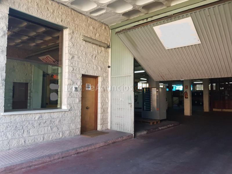 Edificio en venta en  Puerto de Navafría, Norte - Universidad, Móstoles