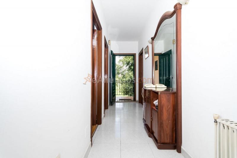 Adosado en venta en  Bergondo