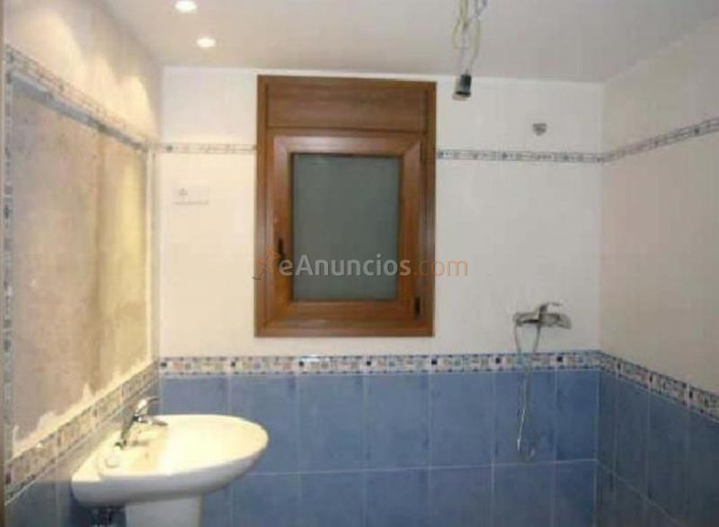 Adosado en venta en  Londres, El Casar