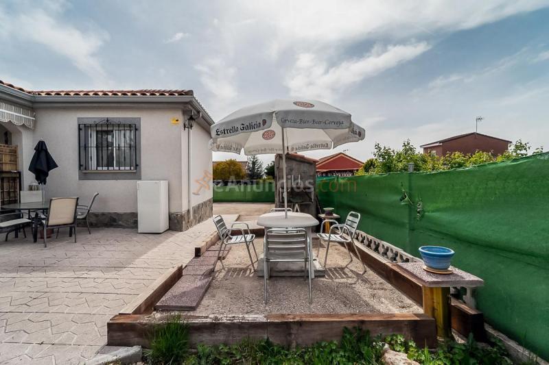 Adosado en venta en  Torrejon del Rey