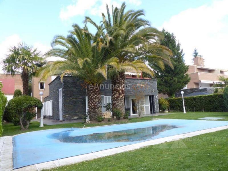 Adosado en venta en  Somosaguas, Pozuelo de Alarcón