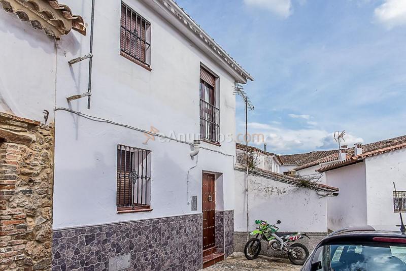 Adosado en venta en  Alájar