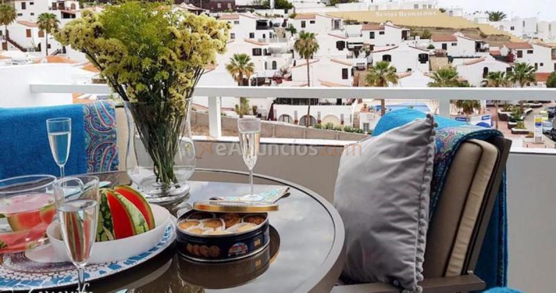 Apartamento en venta en Avenida Austria, Costa Adeje, Adeje