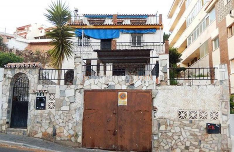 Adosado en venta en  VALDEPEÑAS, Arroyo de la Miel, Benalmádena