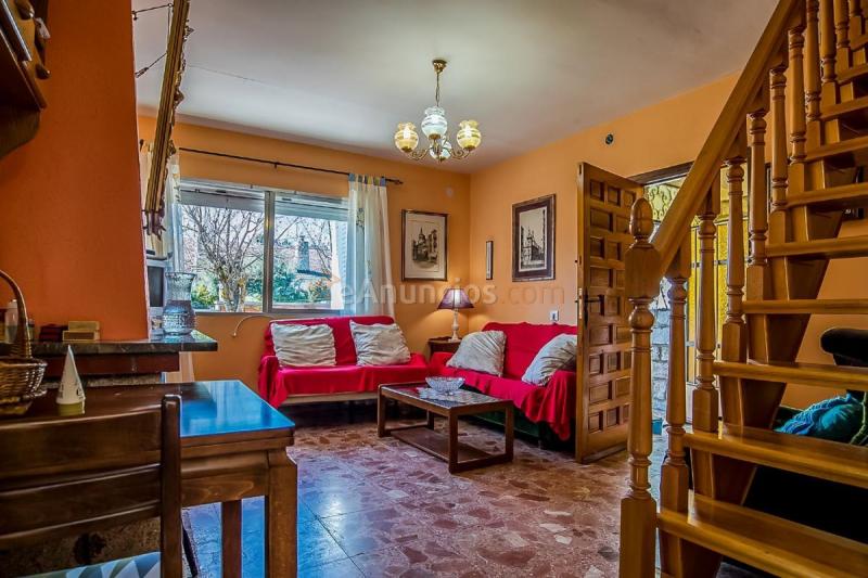 Adosado en venta en  Navalperal de Pinares