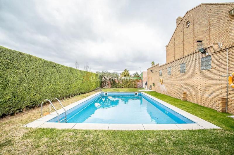 Adosado en venta en Avenida de Madrid, San Adrián - La Cava, Logroño