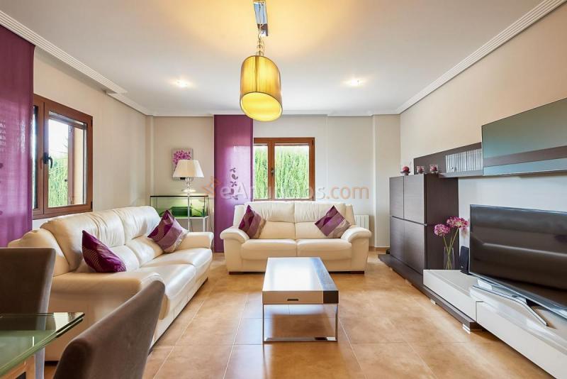 Adosado en venta en  Castilléjar