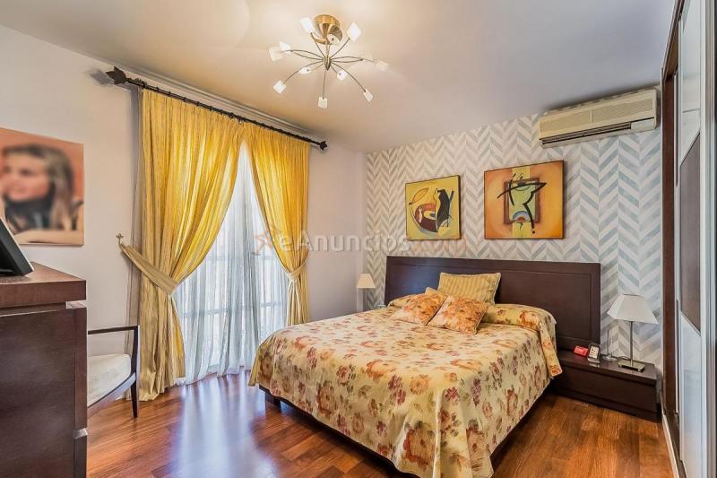 Adosado en venta en  Puerto de la Torre, Málaga