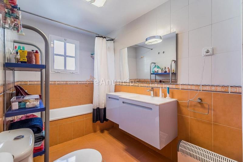 Adosado en venta en  Puerto de la Torre, Málaga