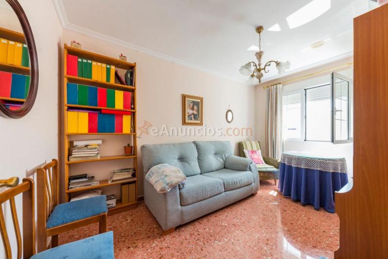 Adosado en venta en  Villena