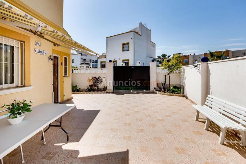 Casa en venta en Avenida Lago Azul, Los Balcones - Los Altos del Edén, Torrevieja