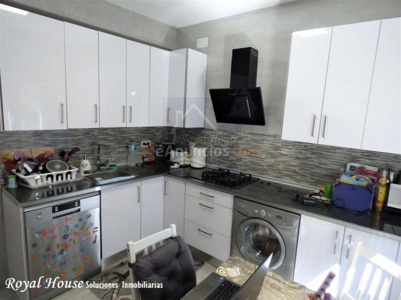 Apartamento en venta en  PINTOR MURILLO, Carlos Ruiz, Collado Villalba