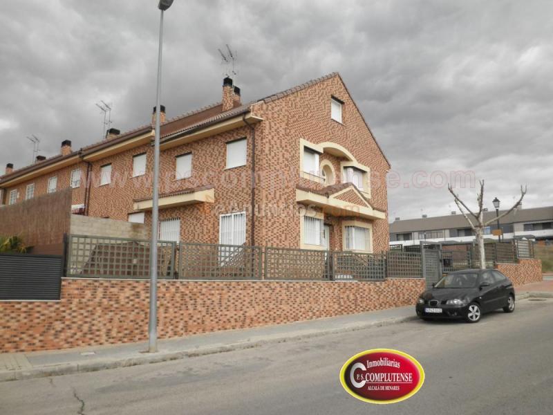 Casa en venta en  Loeches