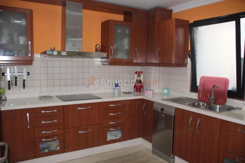 Casa en venta en Calle Montaña de Humiaga, Arucas, Juan XXIII, Arucas