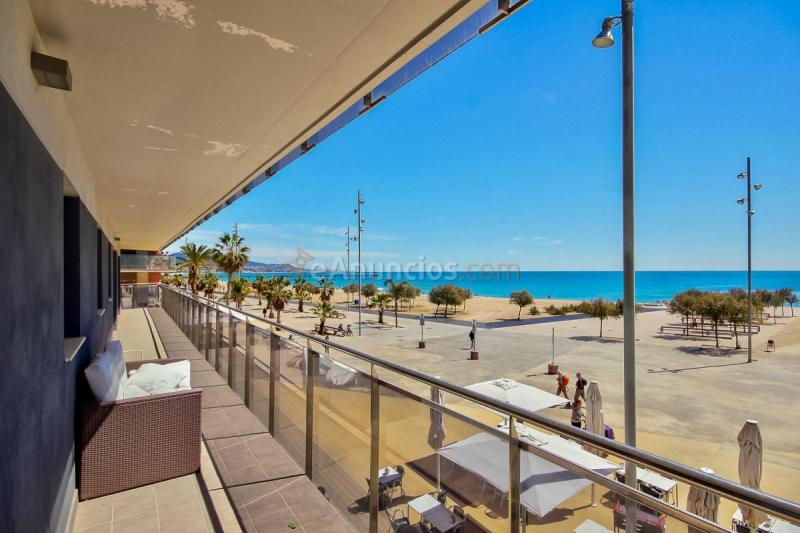 Apartamento en venta en  Montgat