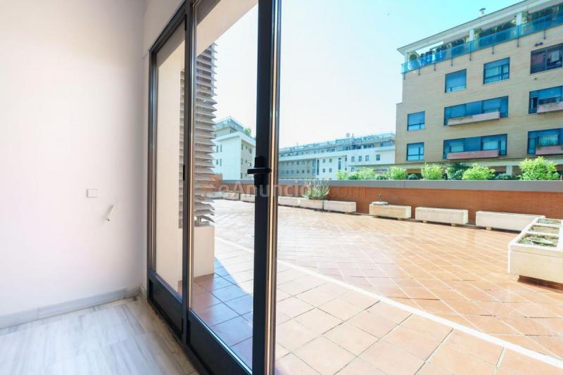 Apartamento en venta en  Nervión, Sevilla