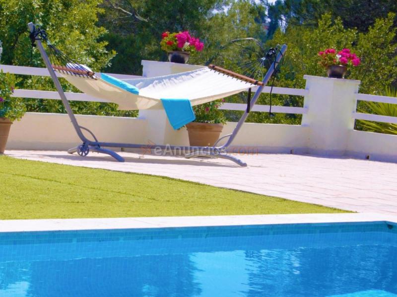 Adosado en venta en Via dels Ametllers, Pallej