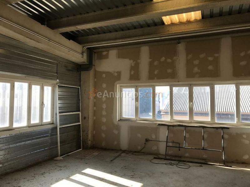 Edificio en venta en Camino Ancho, Daganzo de Arriba