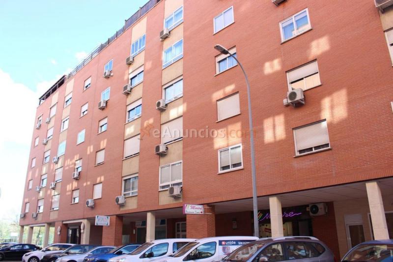 Local Comercial en alquiler en  jorge luis borges, Ensanche, Alcalá de Henares