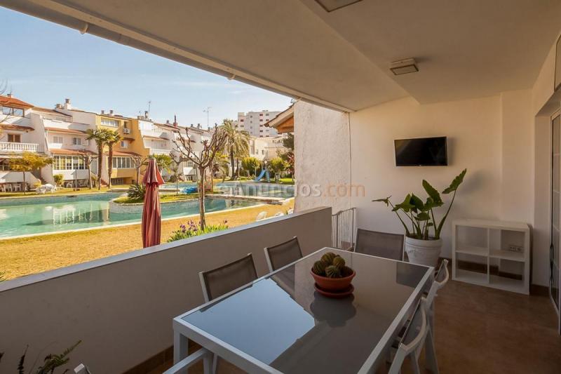 Adosado en venta en  Playa de Farnals